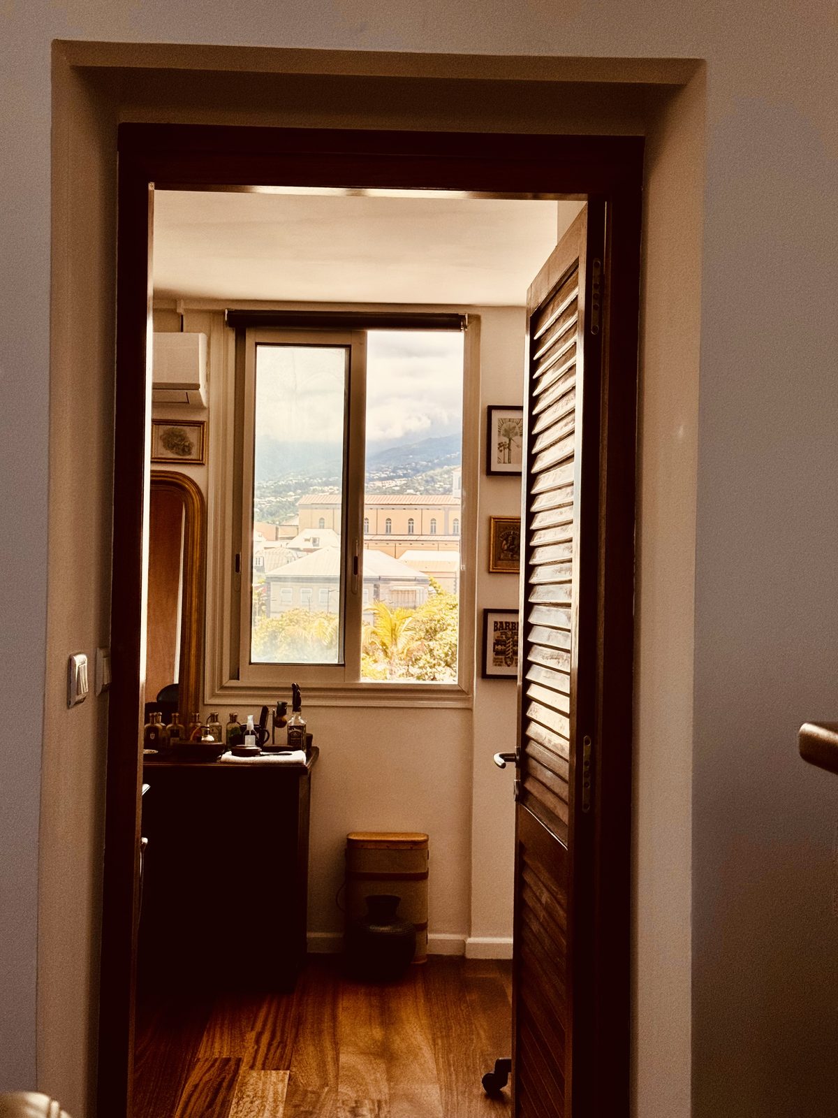 L'entrée du Privé